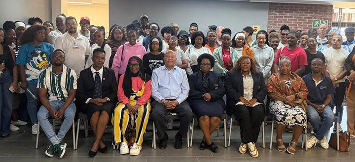 DTSFL staff, Parow Regional staff, and Unisa students_teaser.png